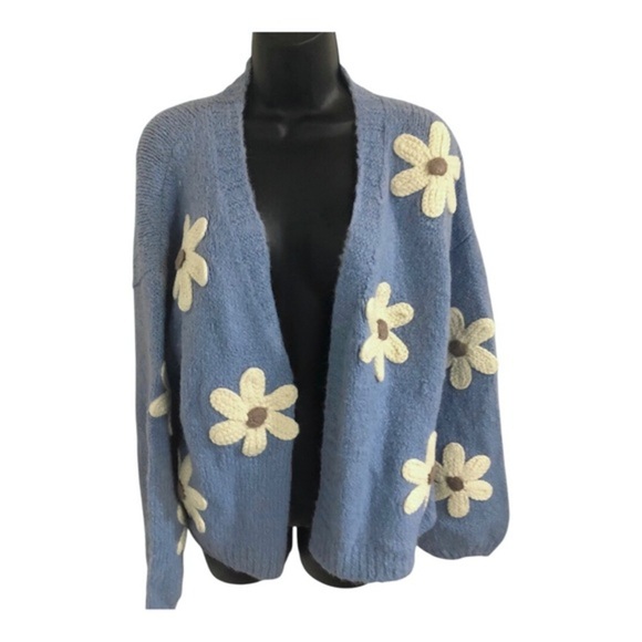 Blue chunky knit white flower floral embroidered open front cardigan sweater - Picture 11 of 17